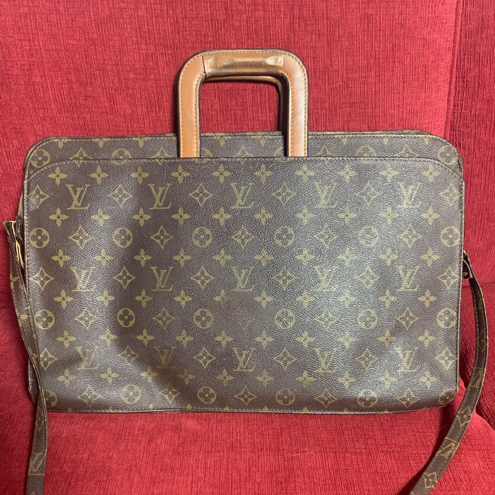 Louis Vuitton Monogram Soft-sided Briefcase w/ Retractable Handles and Strap